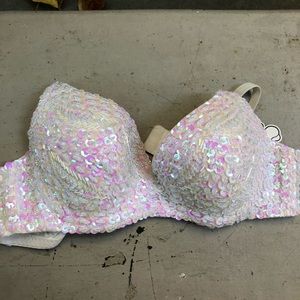 Iheartraves bra top